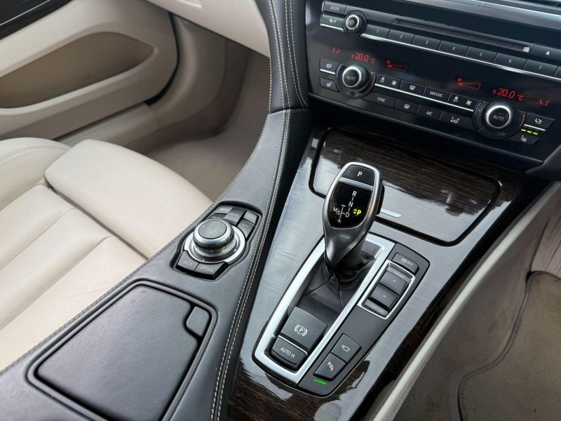 BMW 6 SERIES
