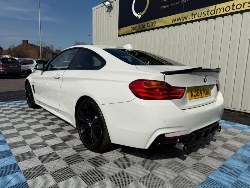 BMW 4 SERIES