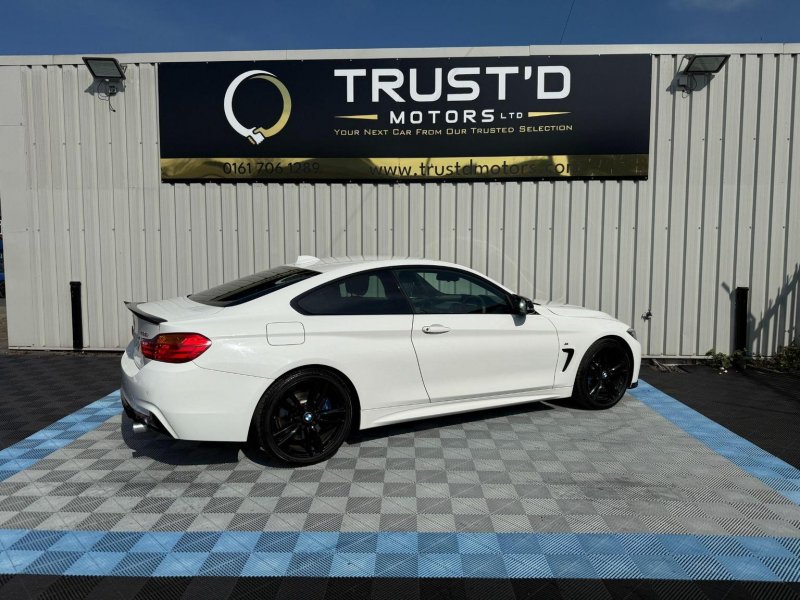 BMW 4 SERIES