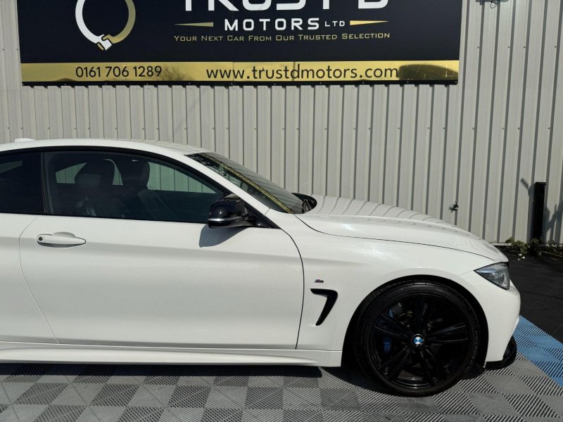 BMW 4 SERIES