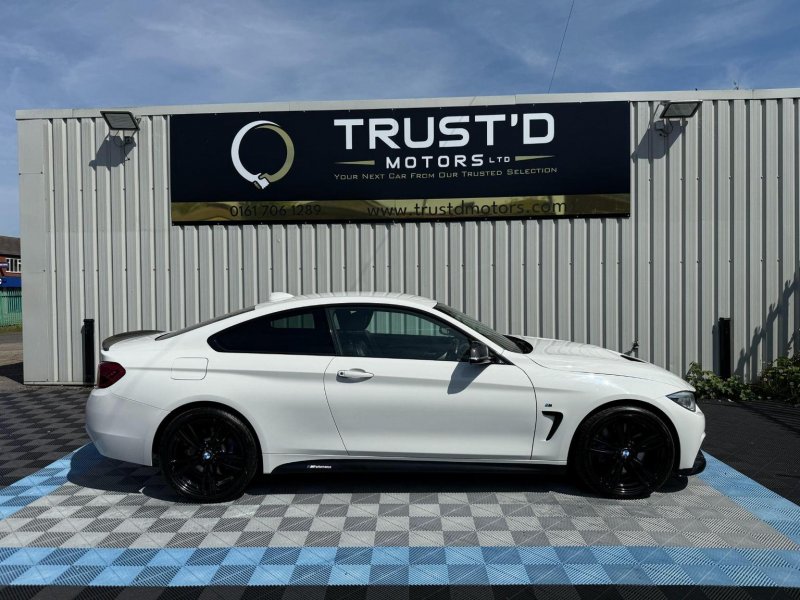 BMW 4 SERIES