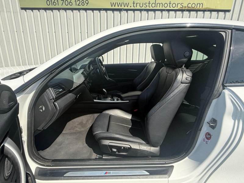BMW 4 SERIES