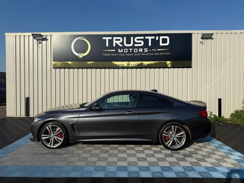 BMW 4 SERIES