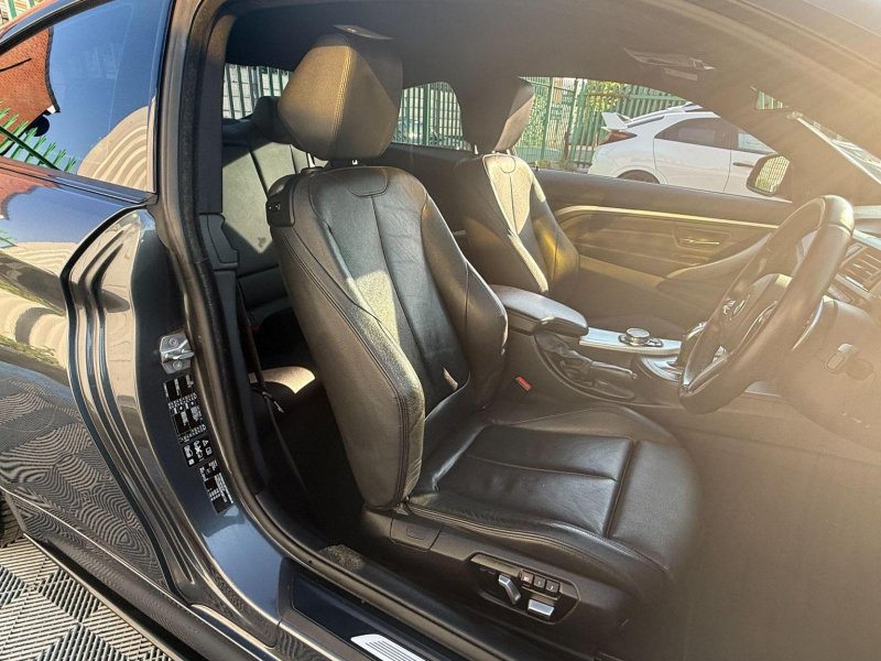 BMW 4 SERIES